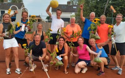 Geslaagd tennistoernooi in Koudum